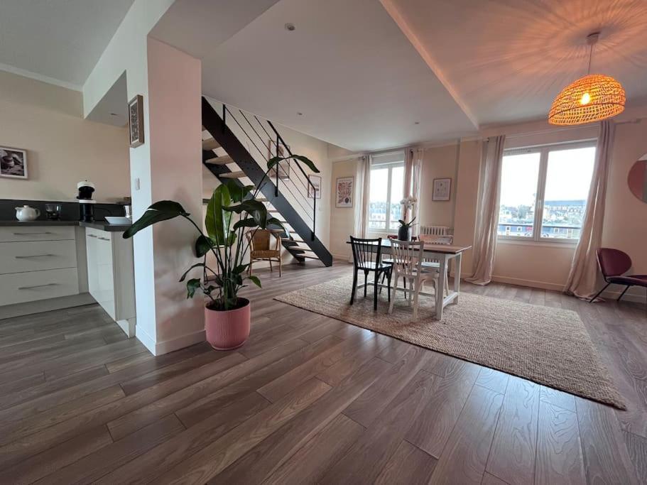Le Saint Pierre Grand Duplex Hyper Centre, Port Caen Apartment Exterior photo